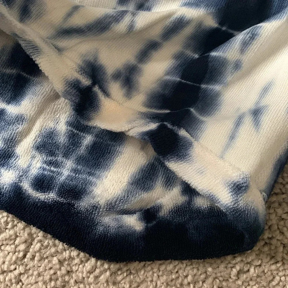 LAmade™ Drawstring Midi Shorts in Tie-Dye - Blue/White - Size Medium - NWT - Picture 5 of 8